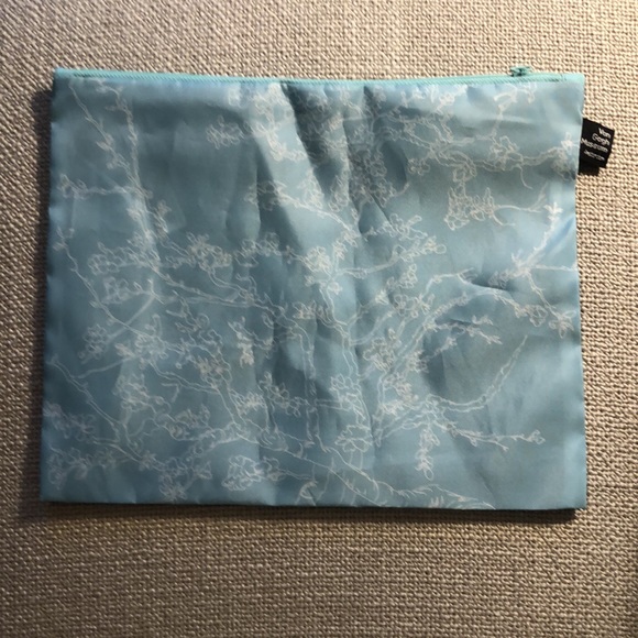 Van Gogh Print Pouch - Picture 2 of 3